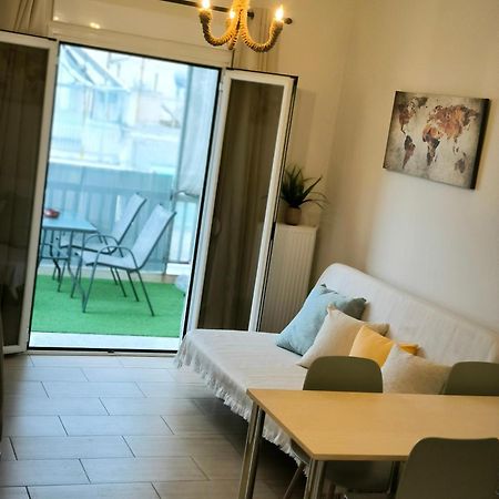 Apartamento Penthouse With An Incredible View 350M From Metro Station! Atenas Exterior foto
