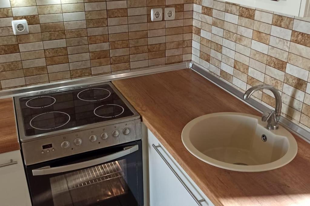 Apartamento Penthouse With An Incredible View 350M From Metro Station! Atenas Exterior foto