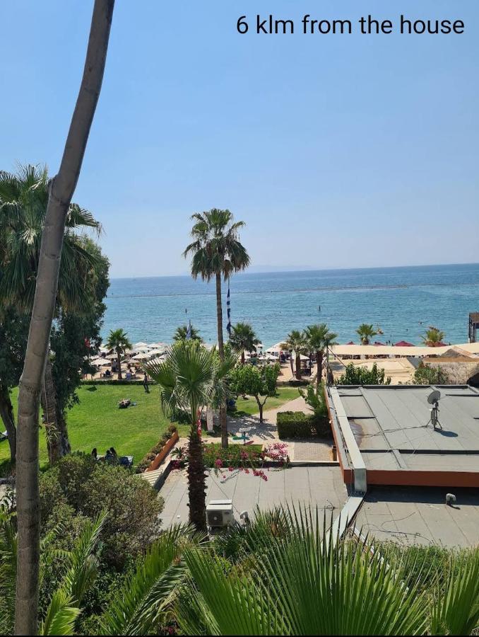 Apartamento Penthouse With An Incredible View 350M From Metro Station! Atenas Exterior foto