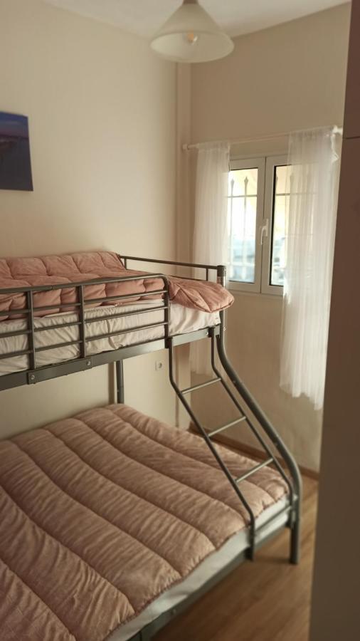 Apartamento Penthouse With An Incredible View 350M From Metro Station! Atenas Exterior foto
