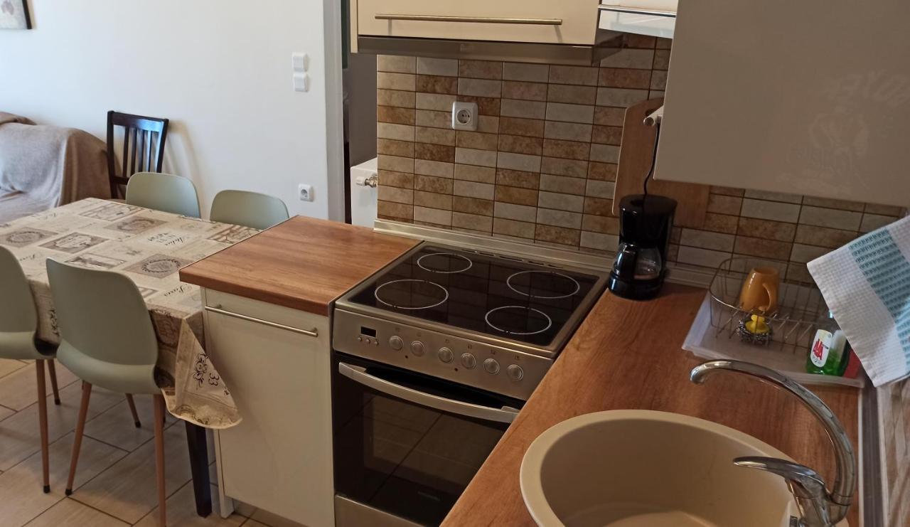 Apartamento Penthouse With An Incredible View 350M From Metro Station! Atenas Exterior foto