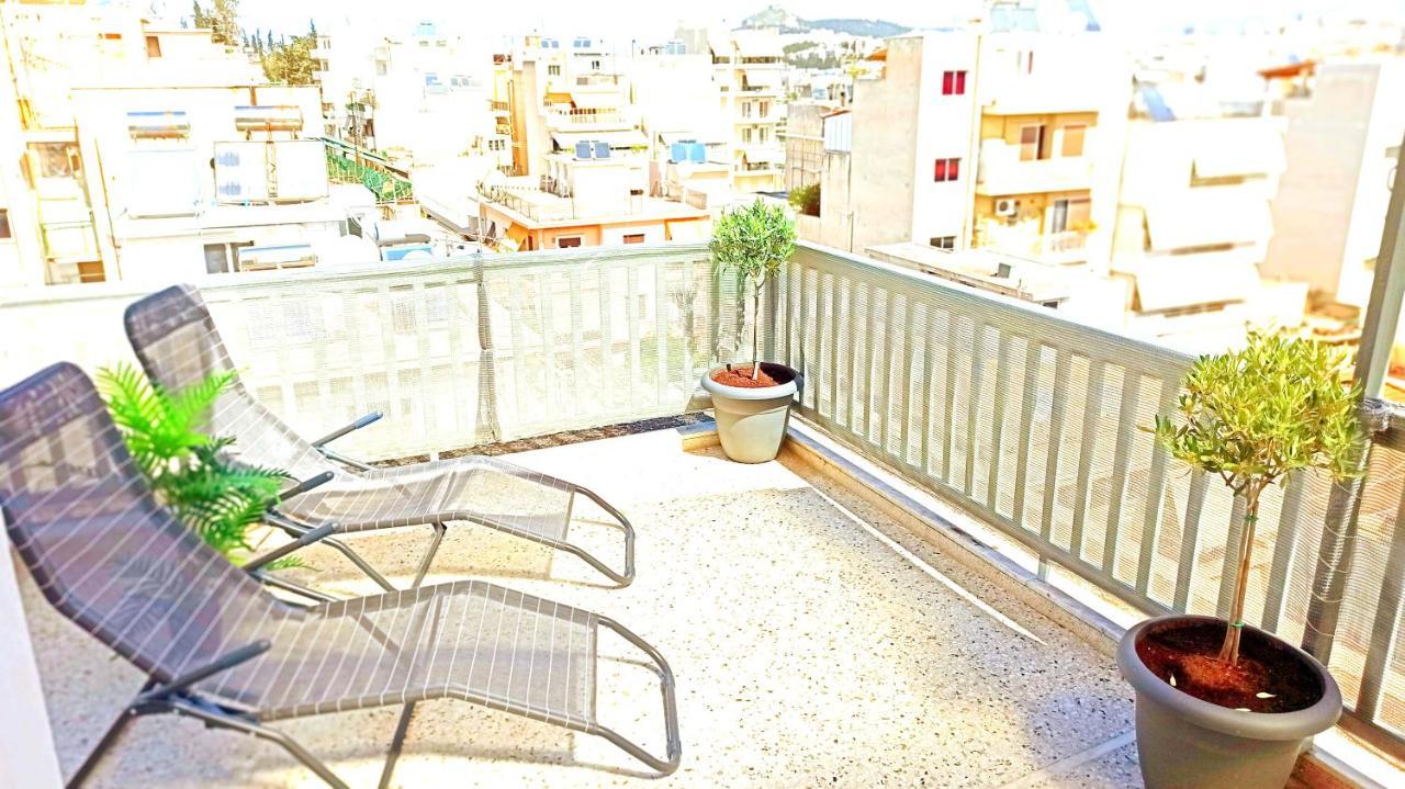 Apartamento Penthouse With An Incredible View 350M From Metro Station! Atenas Exterior foto