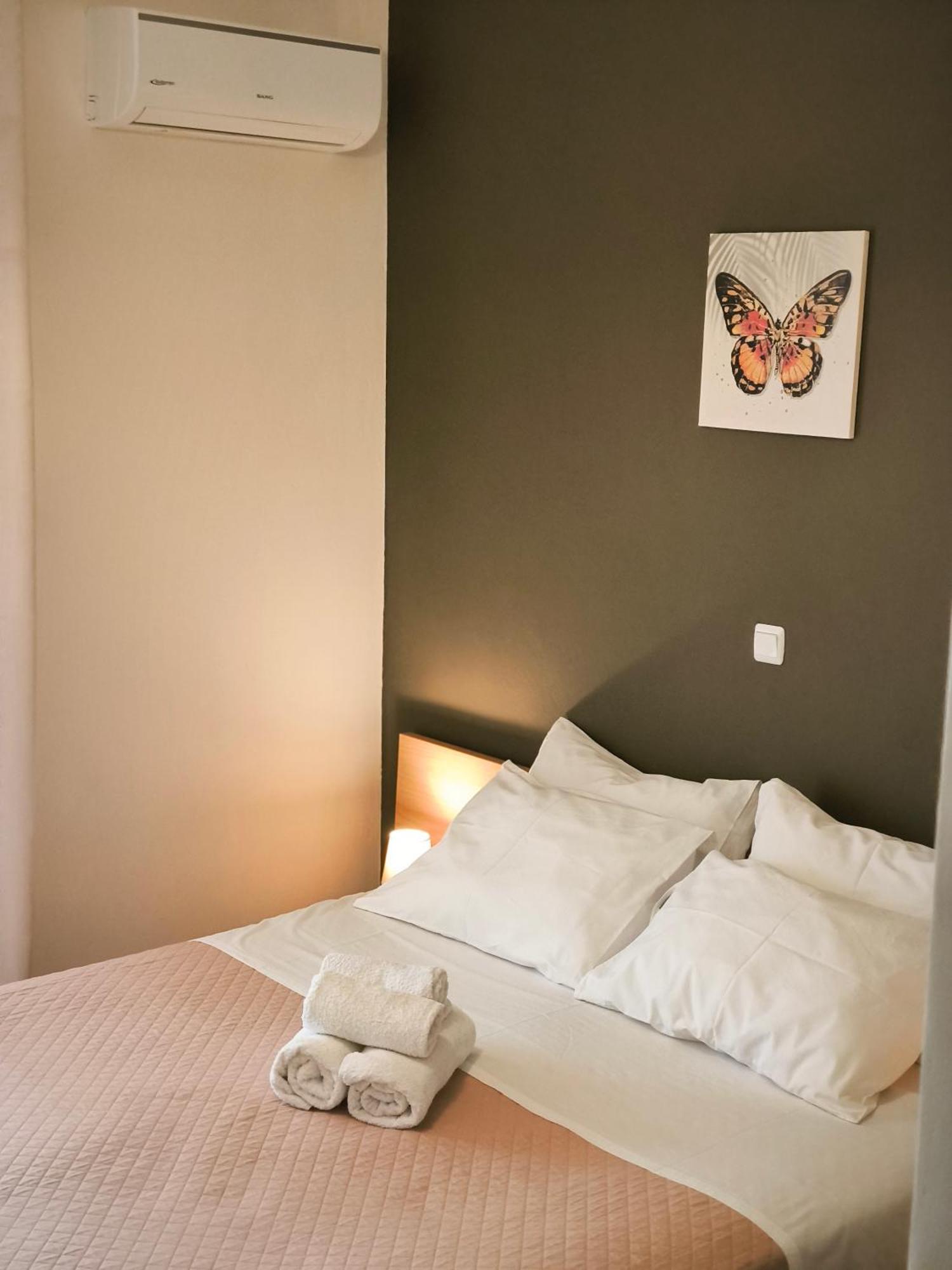 Apartamento Penthouse With An Incredible View 350M From Metro Station! Atenas Exterior foto