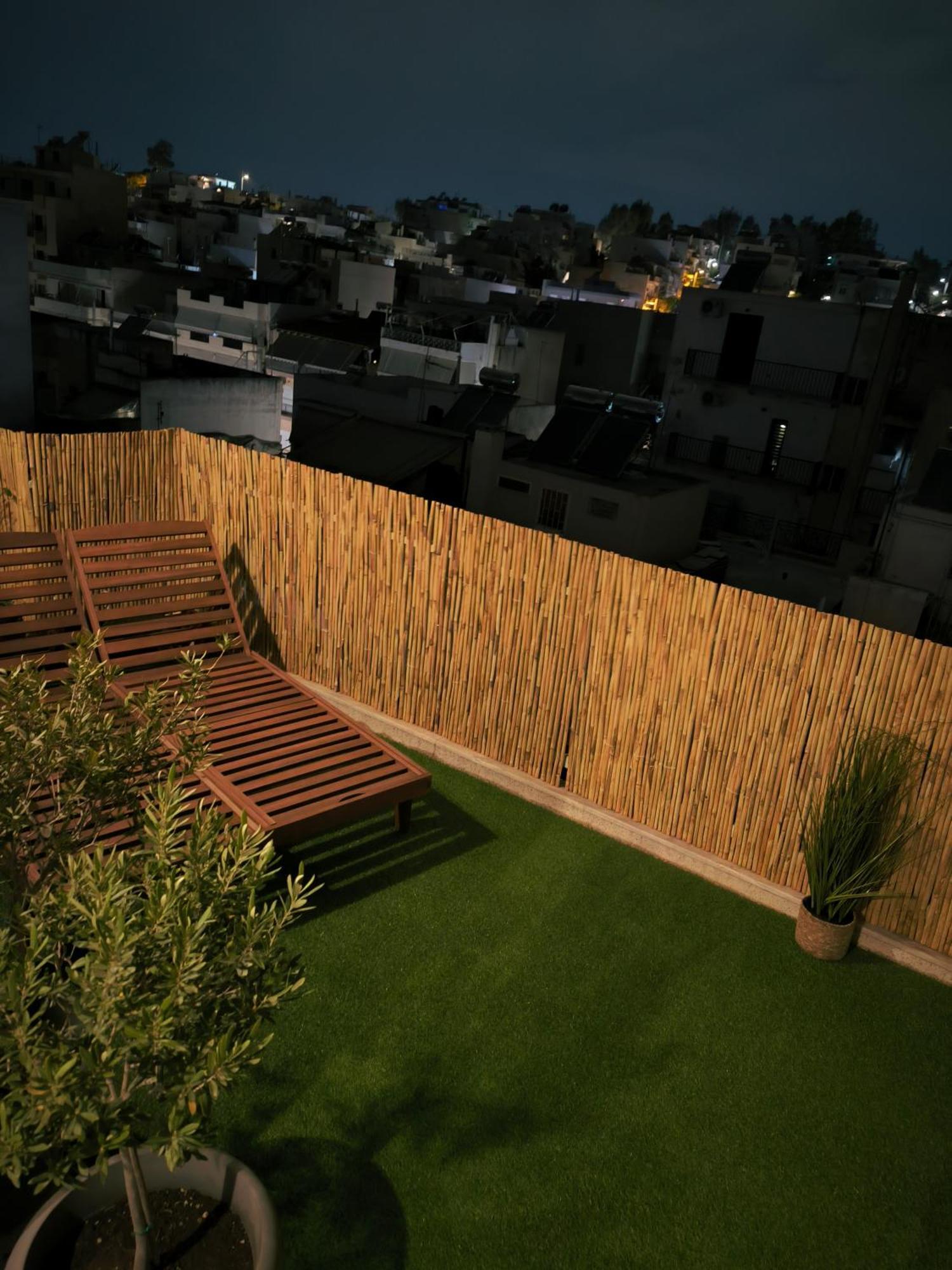 Apartamento Penthouse With An Incredible View 350M From Metro Station! Atenas Exterior foto
