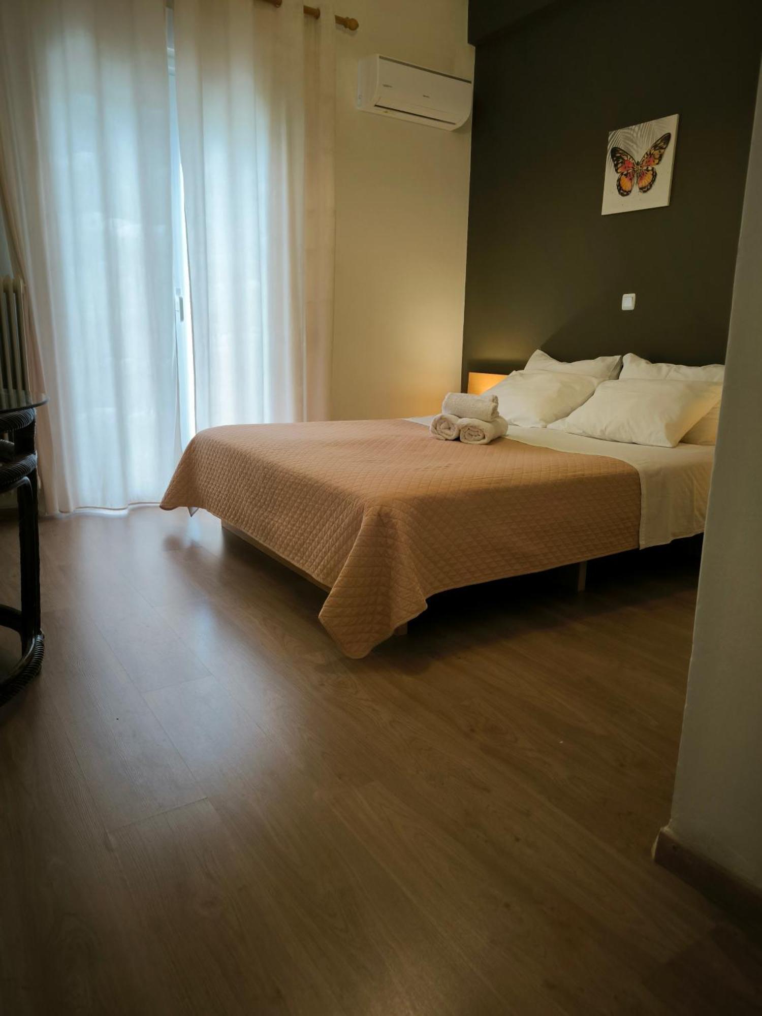 Apartamento Penthouse With An Incredible View 350M From Metro Station! Atenas Exterior foto